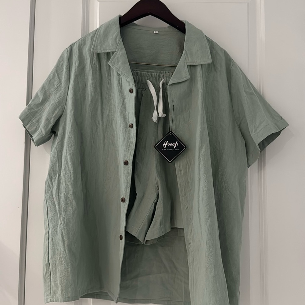 NWT Hoooyi Men’s Shorts Set (L)